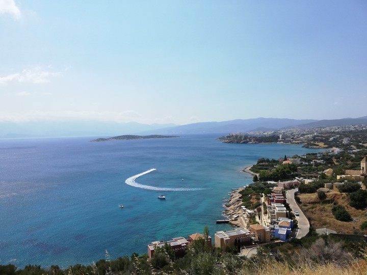 Elundia, Greece