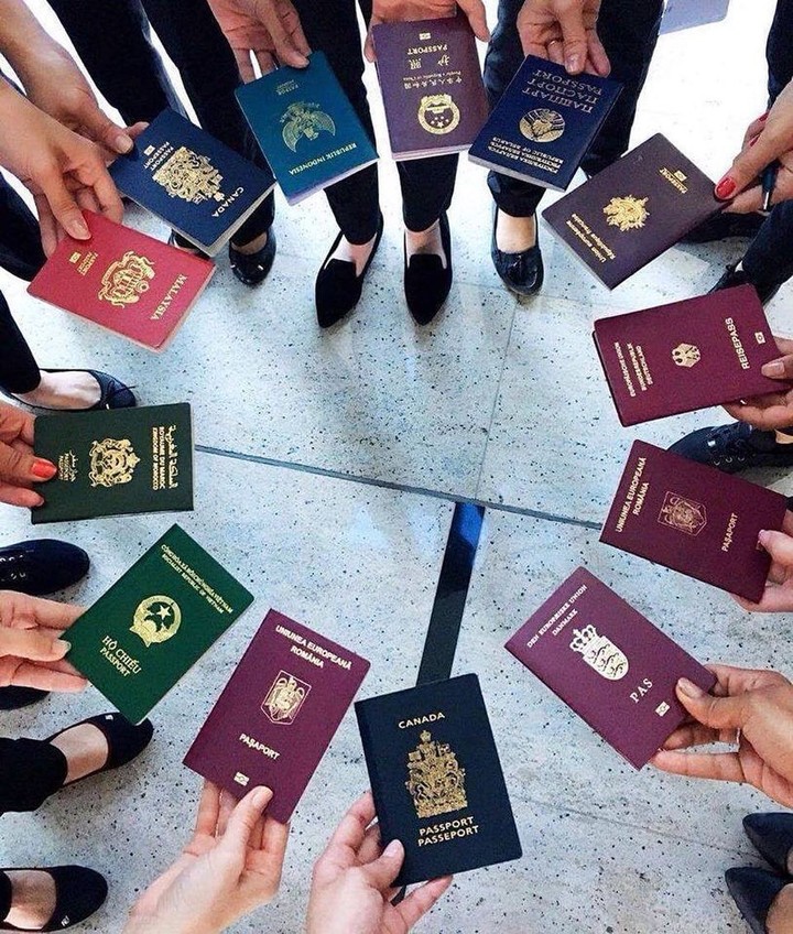✈️