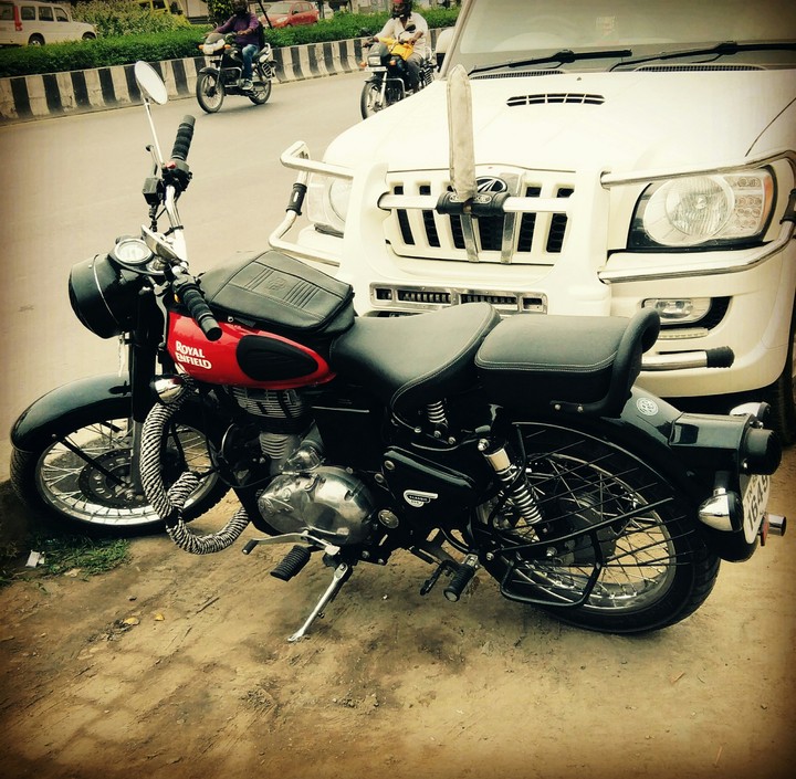 Royal Enfield Classic 350