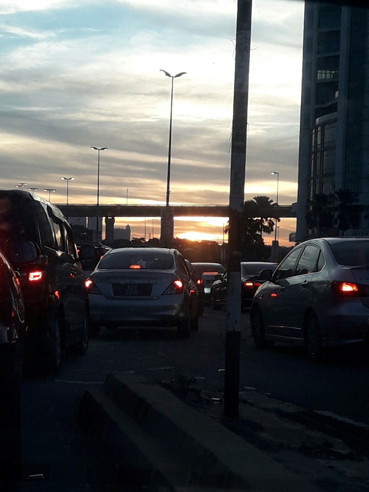 Rush to home