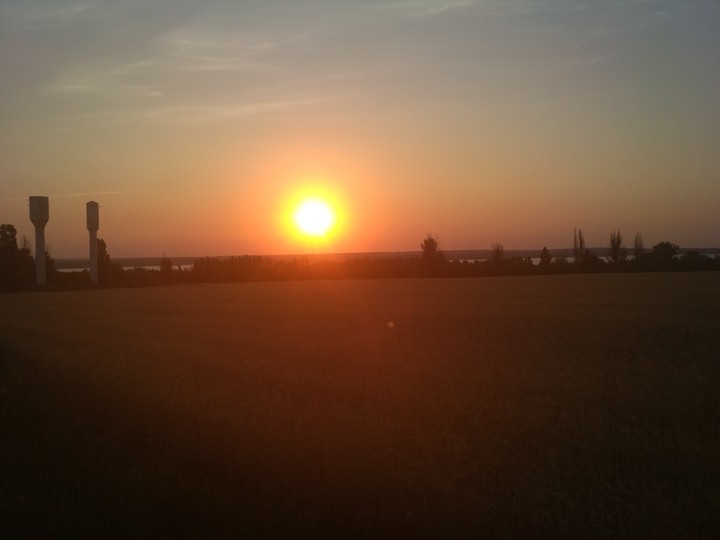 sun, river