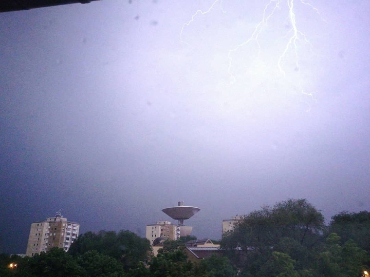 Lightning 2