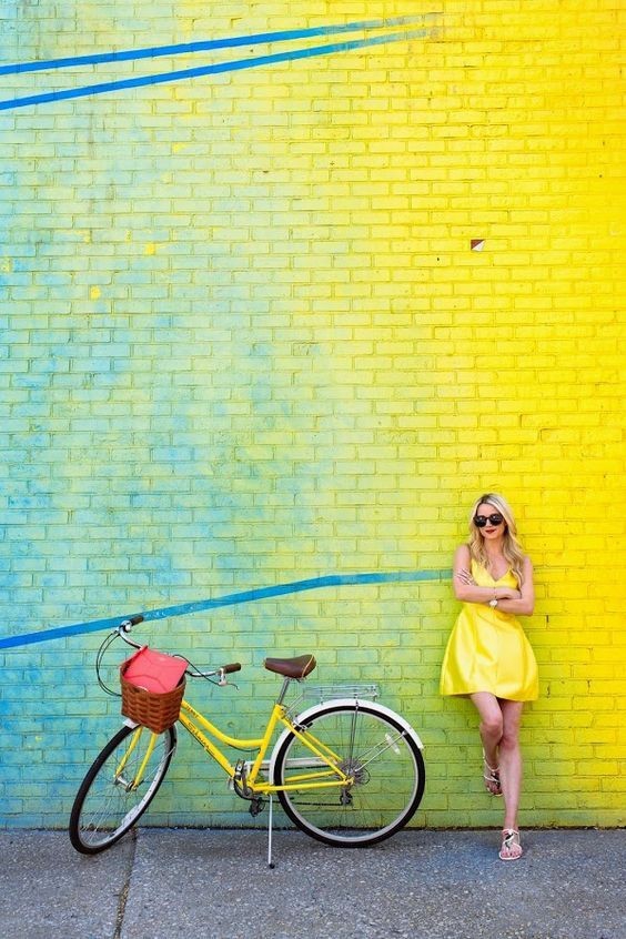 Blue Yellow blasts