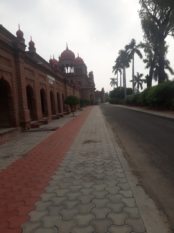khalsa college