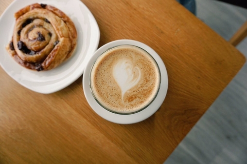 “ HANDMAKER coffee & co. “