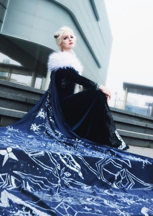 SNOW QUEEN ELSA