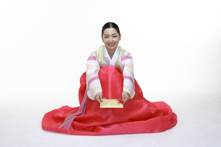 Couple in Korean Dress