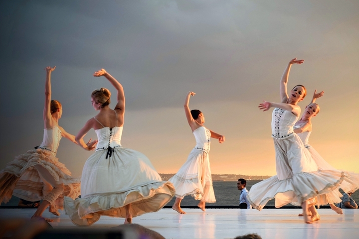 Dancers Performing