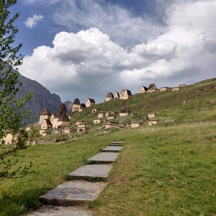 даргавс