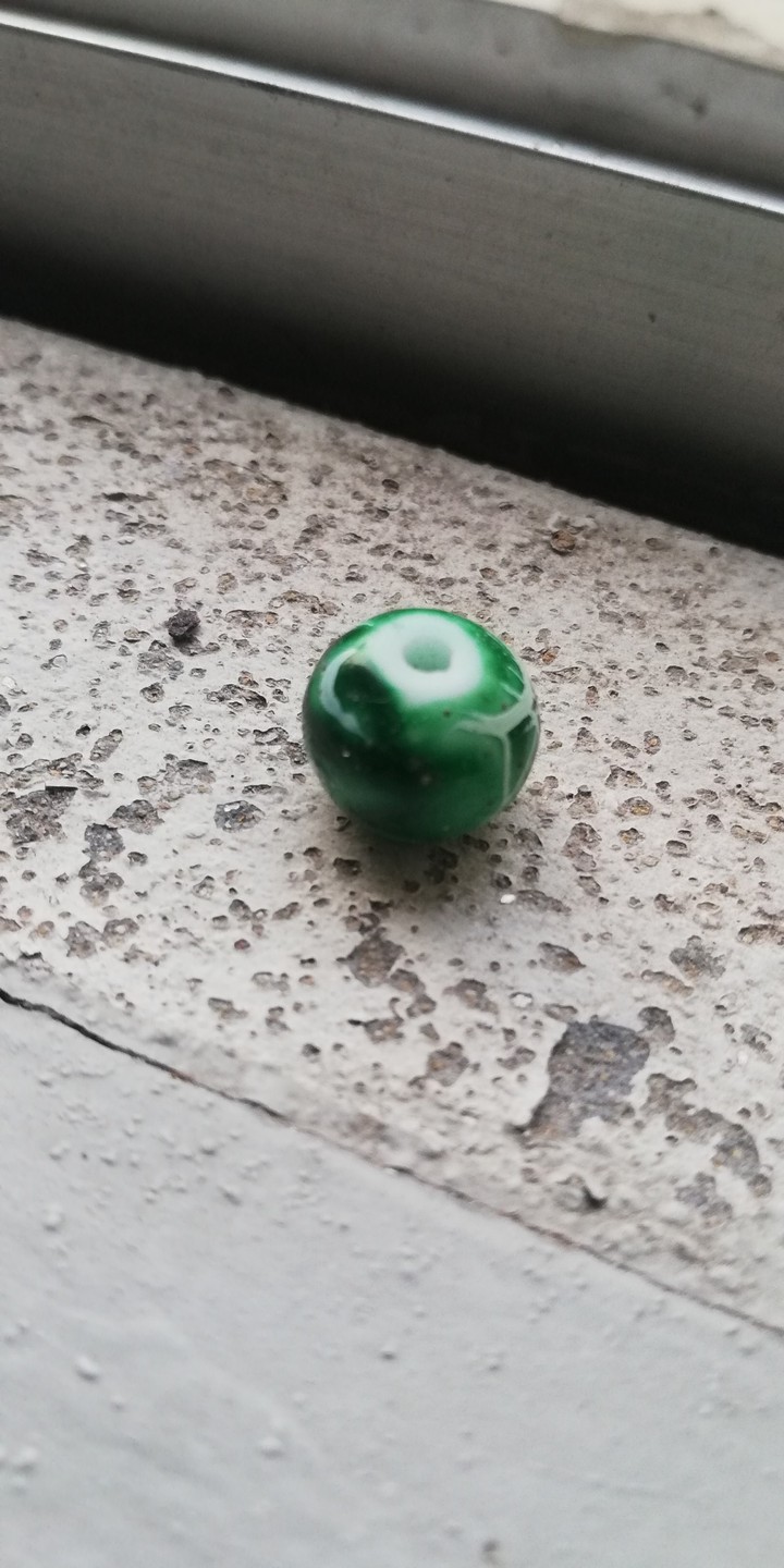 green ball
