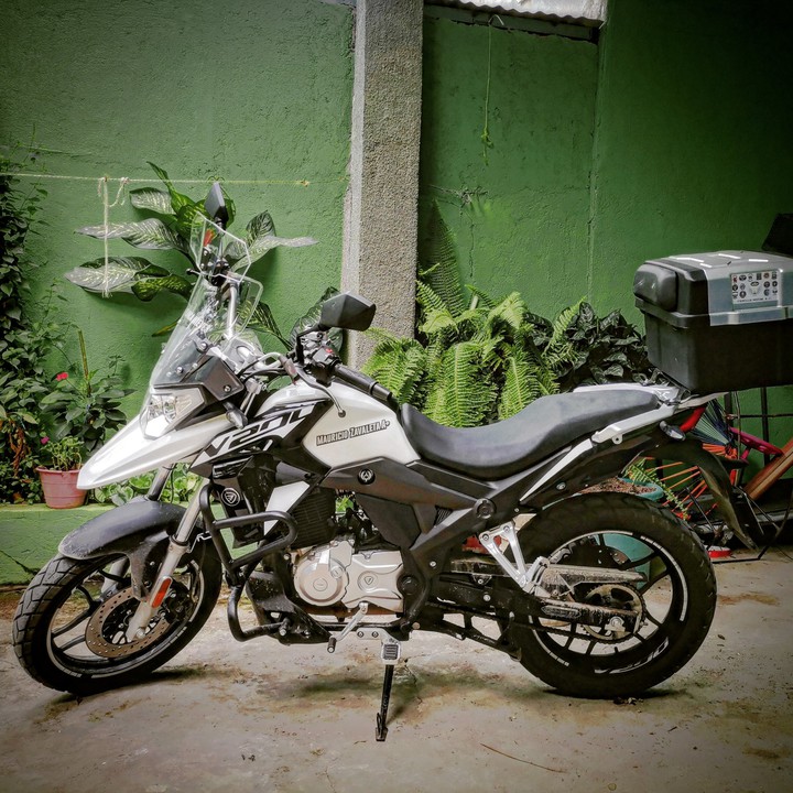 V200