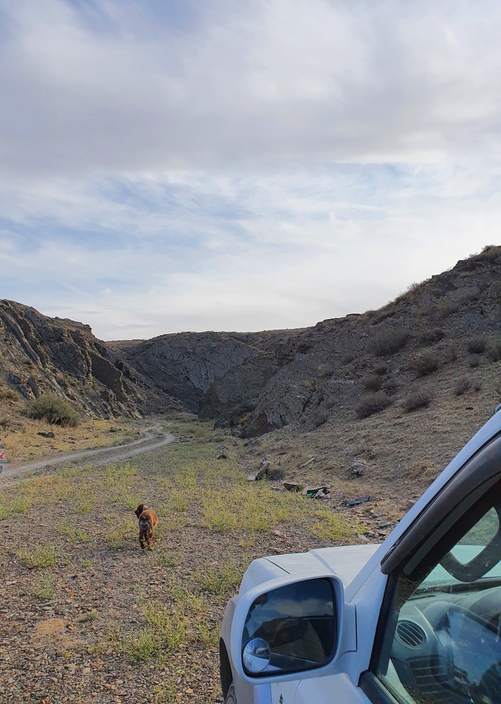 Road between the rocks