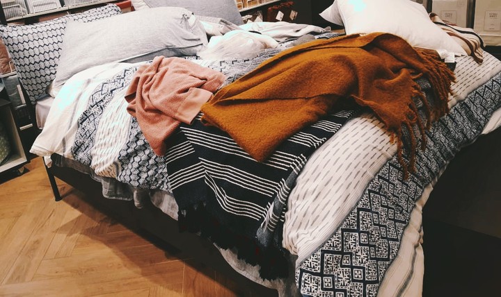 messy bed