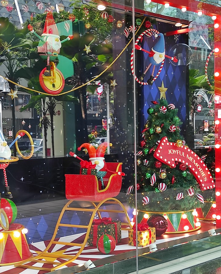 window shopping