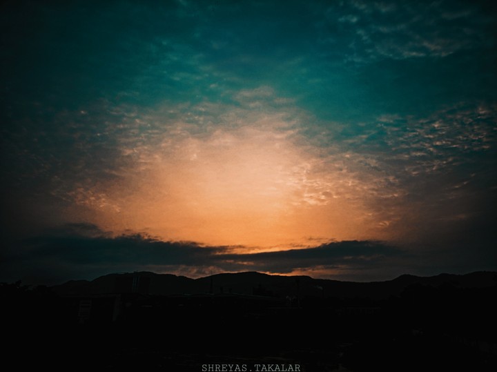 DUSK