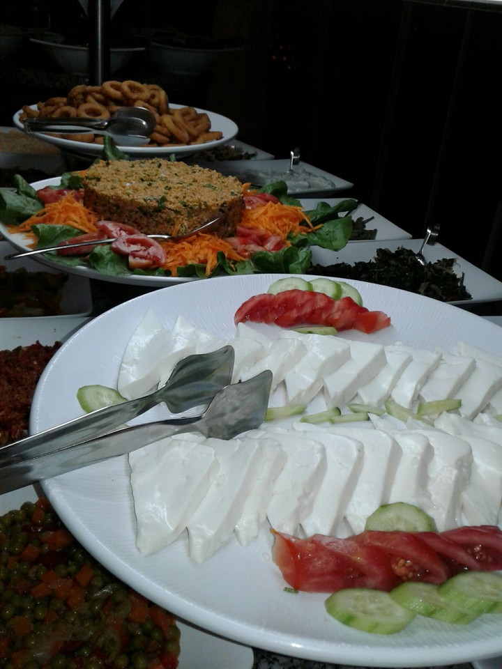{Peynir Tabağı}  {Kısır}  {Soğan Halkası}