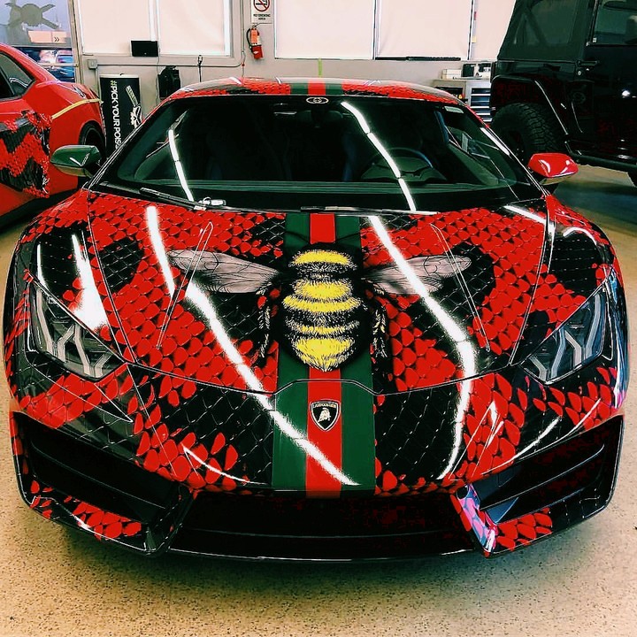 Craziest paint job on hurcan