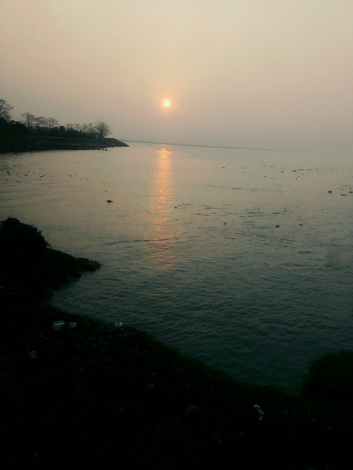 sun goes down