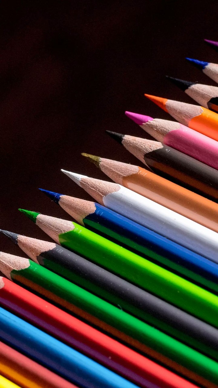 different colours of pencils