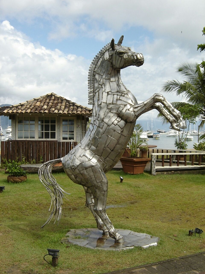 Cavalo