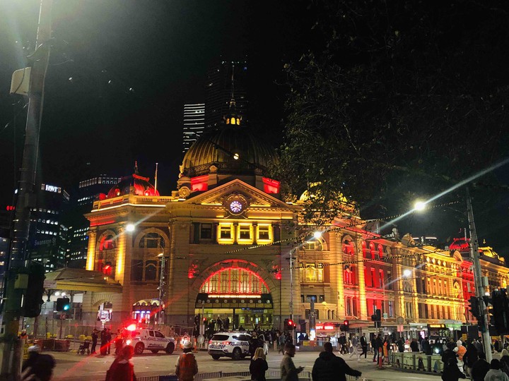 Flinders station