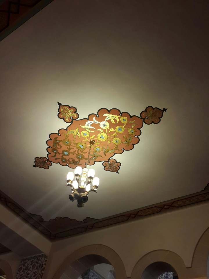 chandelier