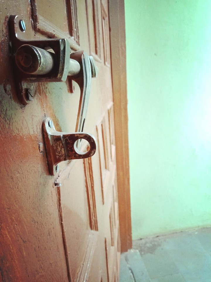 lock click