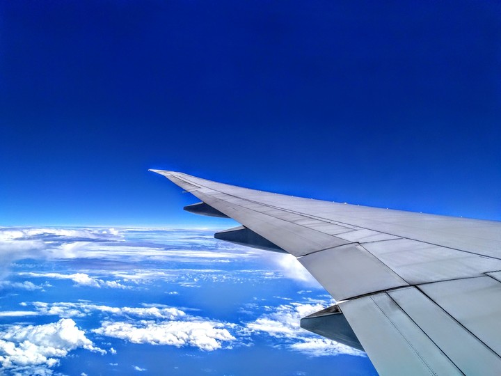 eva air fly to Taipei from Osaka
