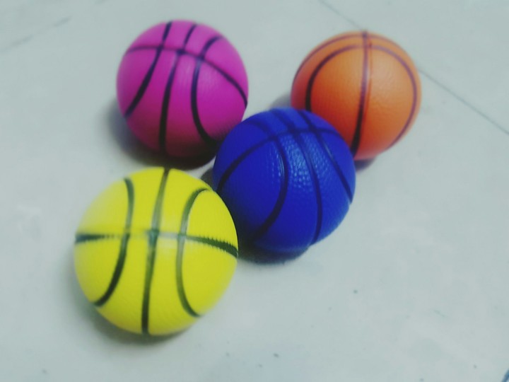 BALLS