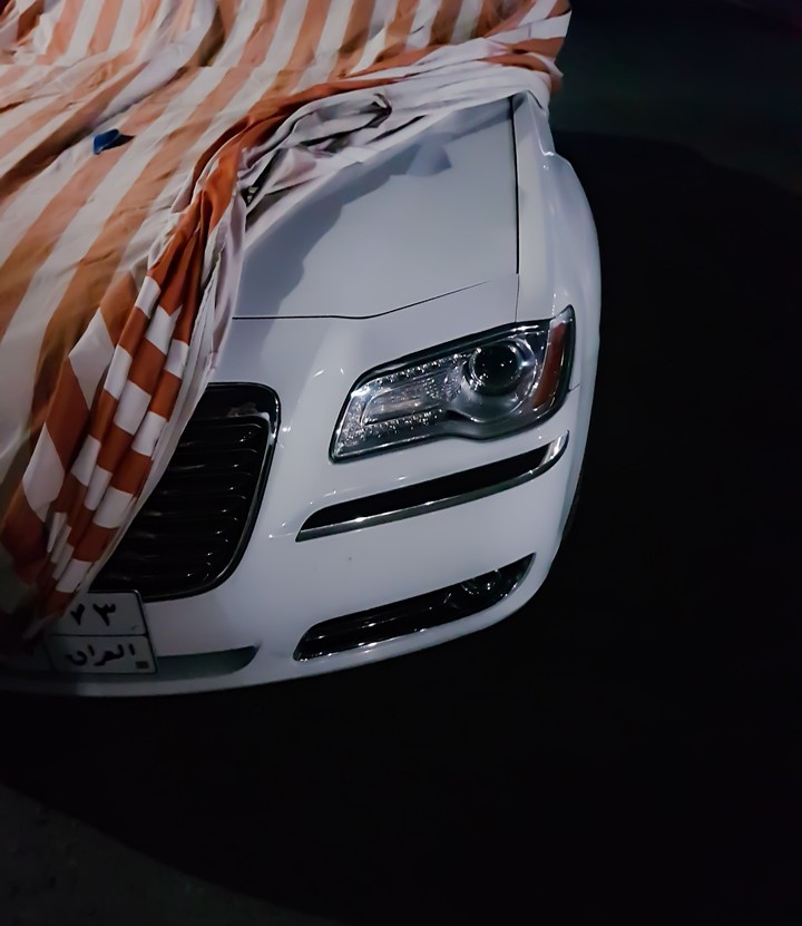 300c