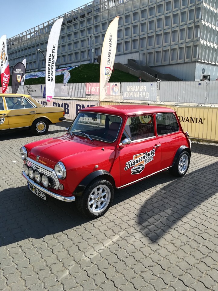 Mini
