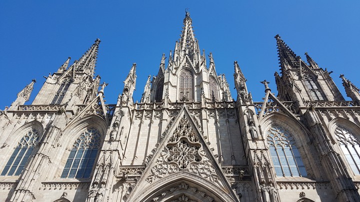 Cathedral of st. Eulalia in Barcelona 2