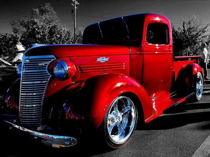 Muscle Truck Candy Apple Red
