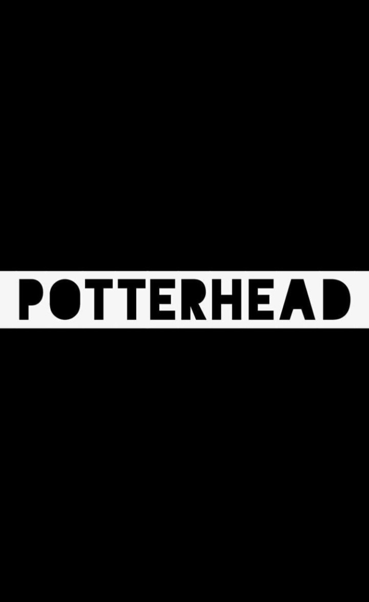 p  o  t  t  e  r  h  e  a  d 