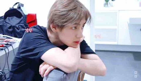 V