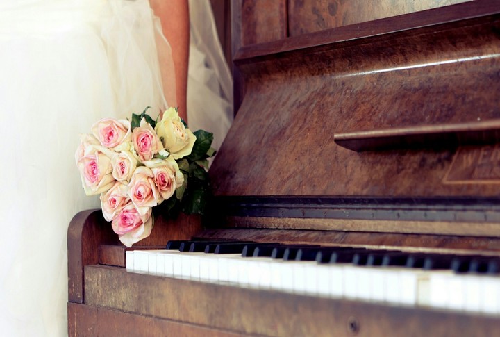 Love the sound of a Piano!! ☺♪☺♫☺♬☺