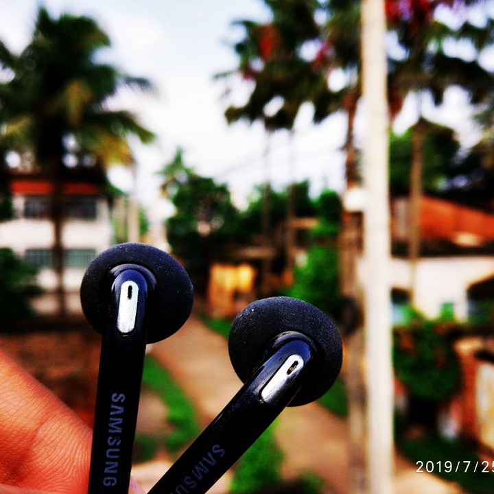 click by...me.. ?..