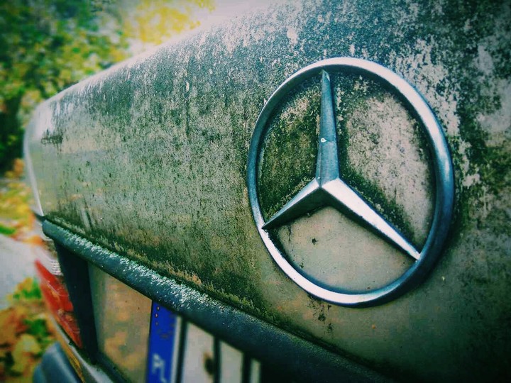 Mercedes Benz