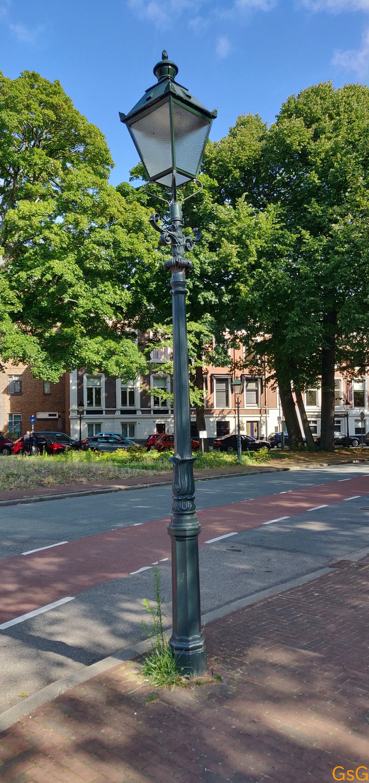 Street light