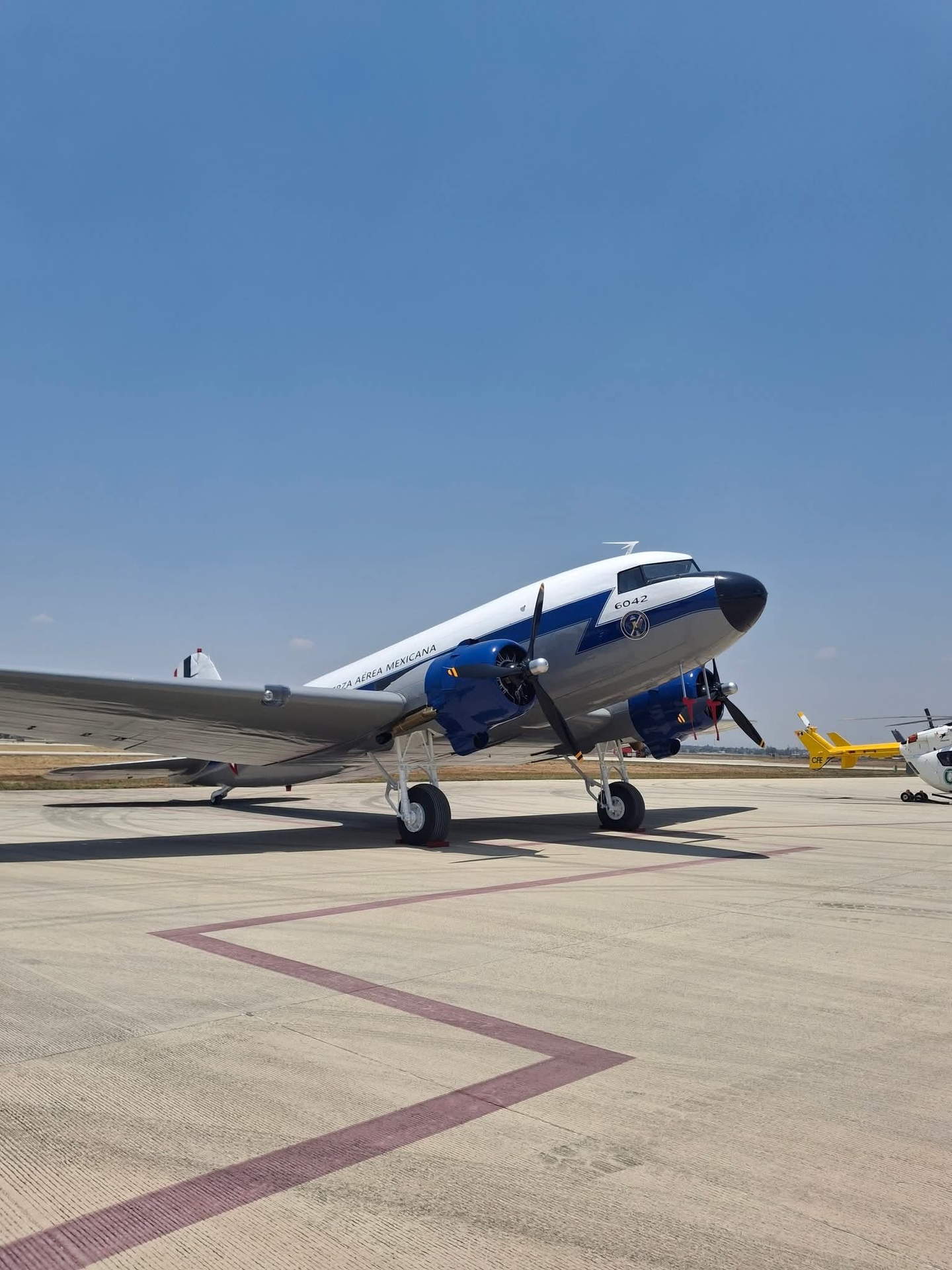tapety vehicle, airport