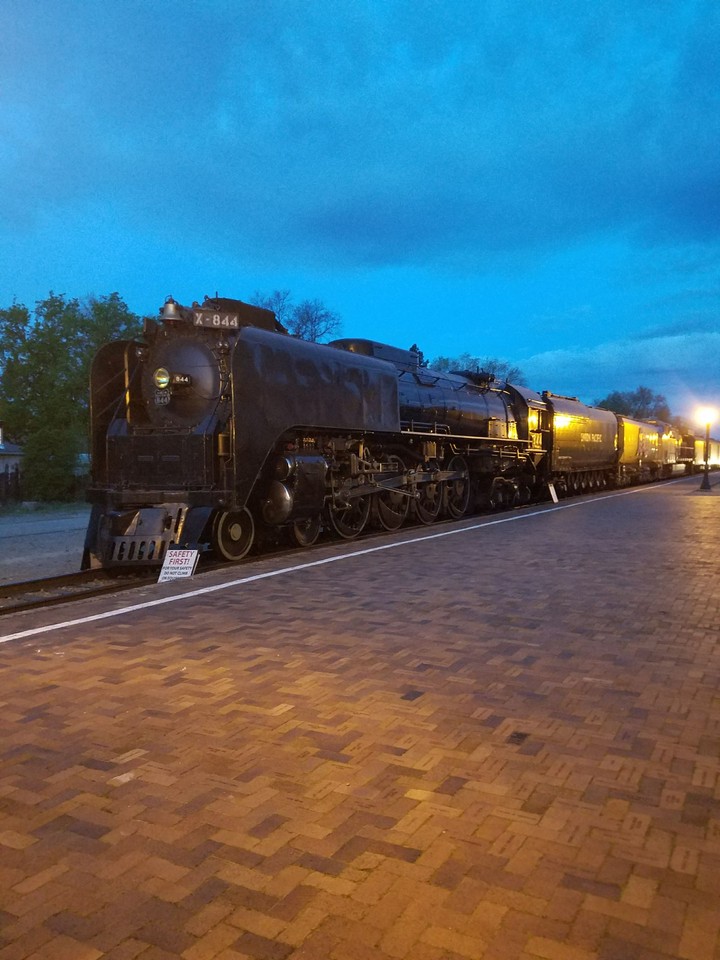 UP 844