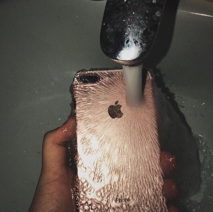 .......