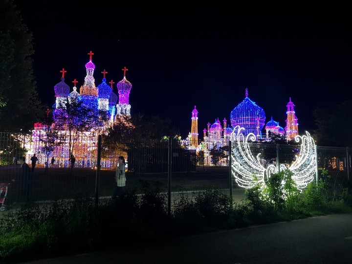 light world in chung-ju