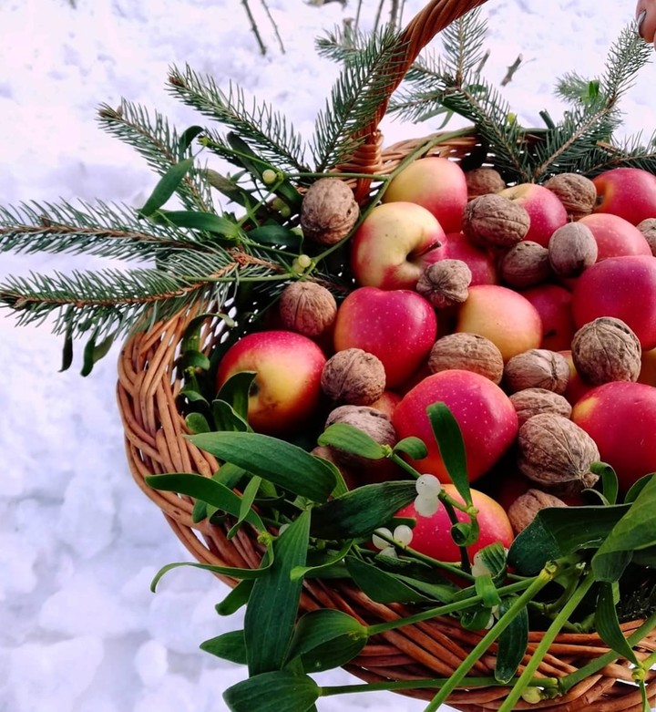 Christmas basket