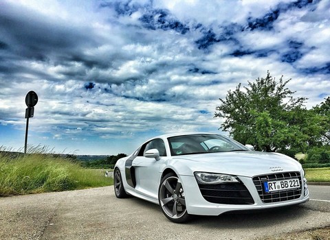 Audi R8