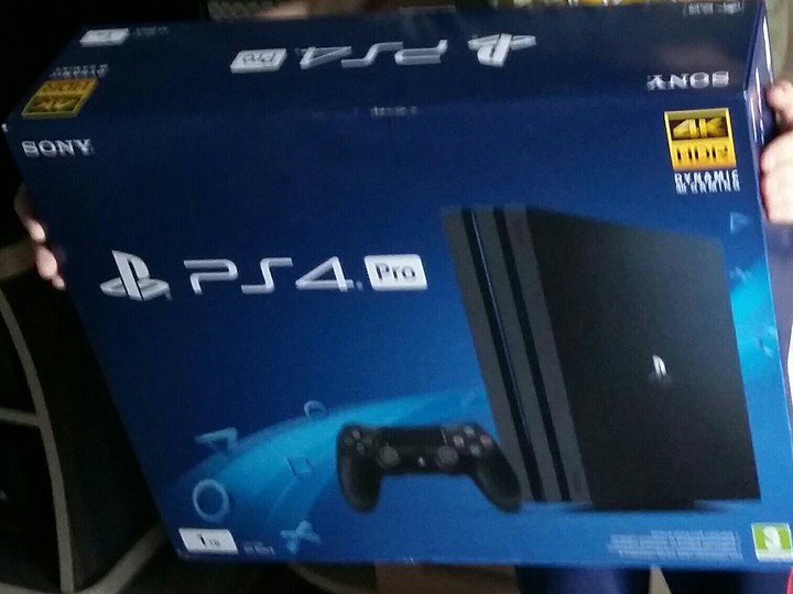 ps 4sony pro