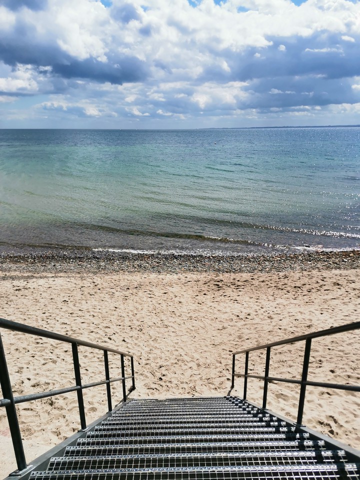 ××× Stairs to the sea ×××