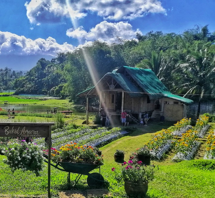 Bahay Kubo