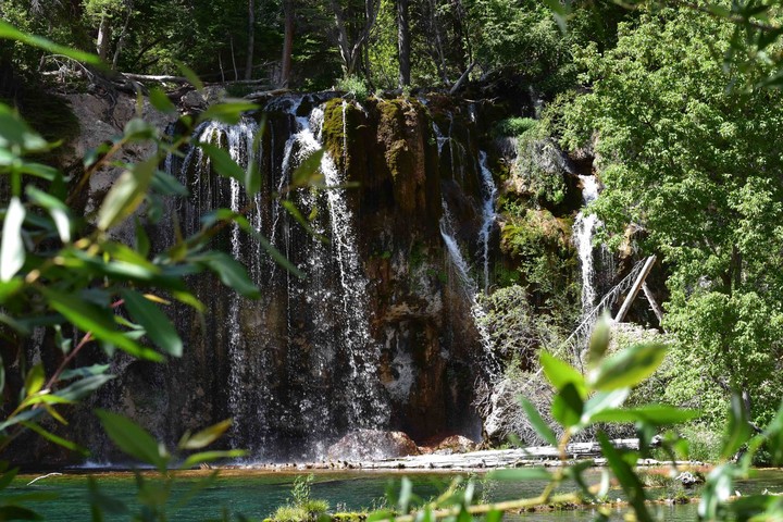 Hanging Lake falls