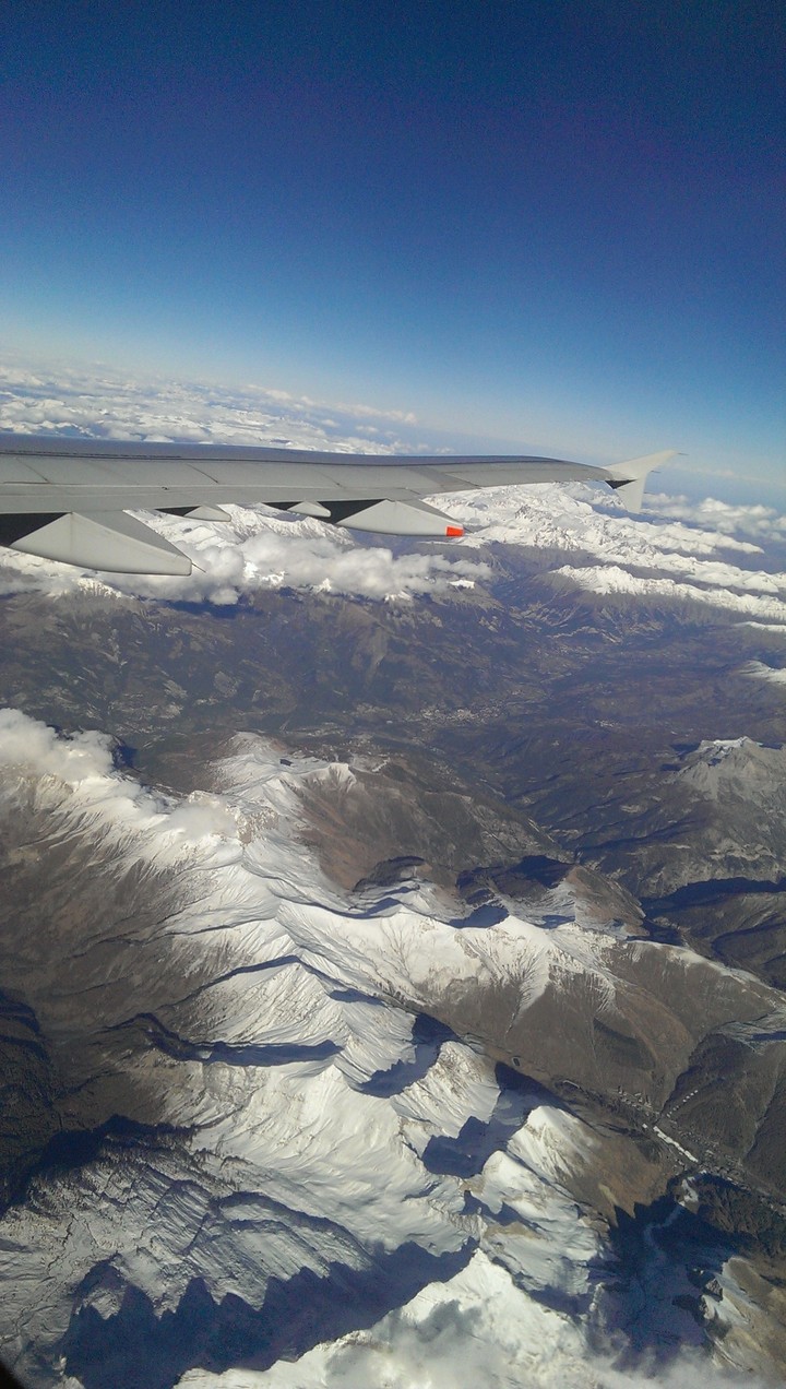 Dans les airs